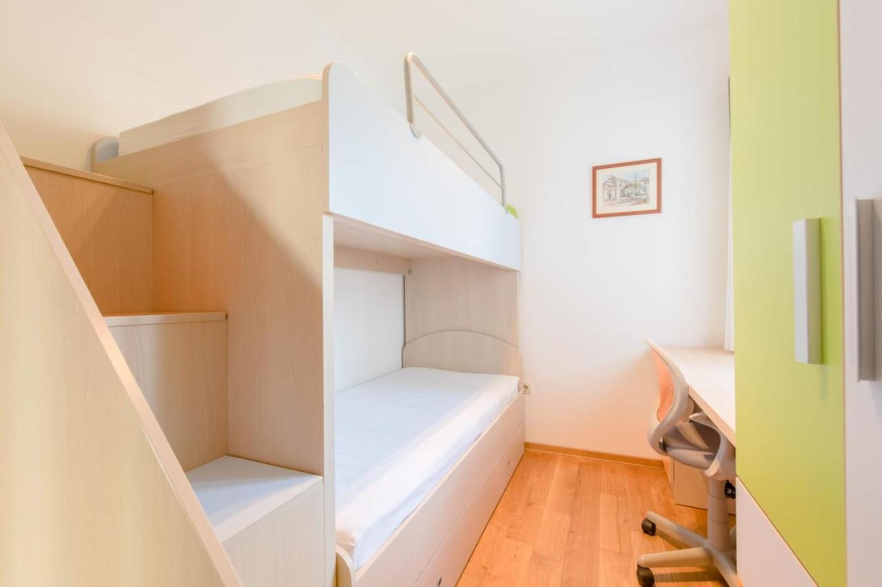 Apartmani Krilo Podstrana Exterior photo